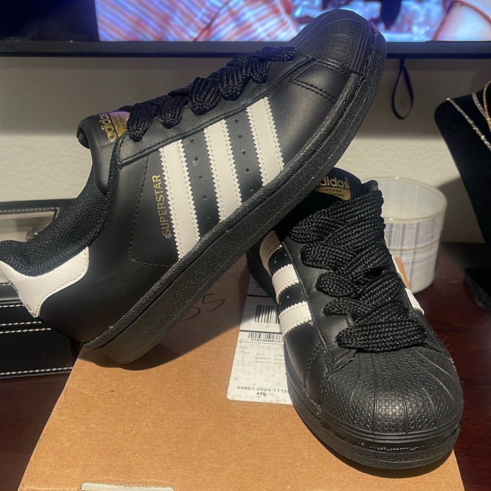 Adidas superstar shoes